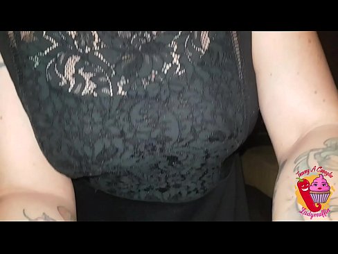 ❤️ 淫荡的继妹给他口交和西班牙语 ❌ Porno vk