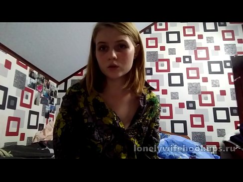❤️ 来自俄罗斯的年轻金发碧眼的学生喜欢更大的阴茎。 ❌ Porno vk